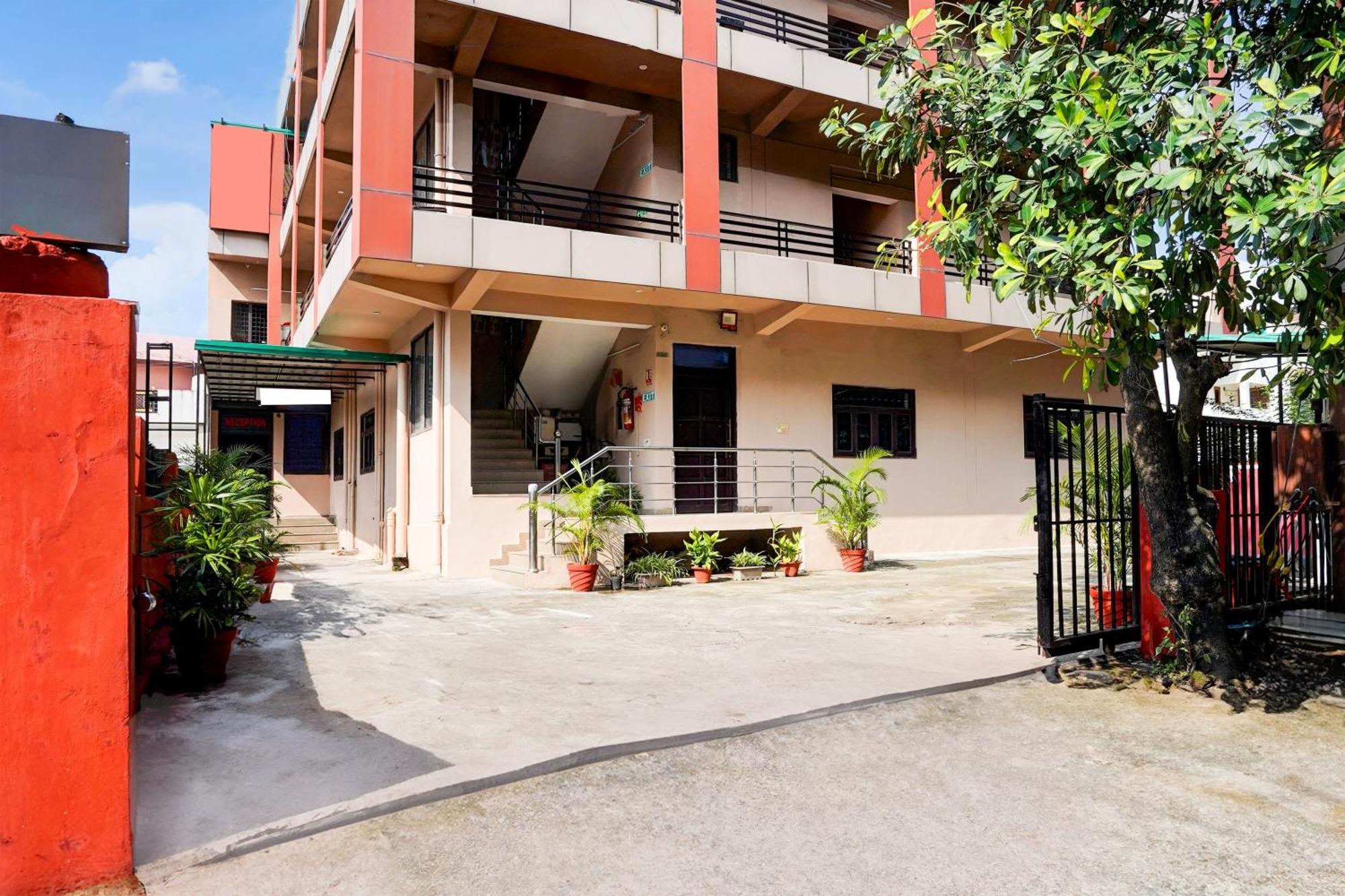 Super Hotel O Gms Road Ballupur Chowk Dehradun Exterior foto